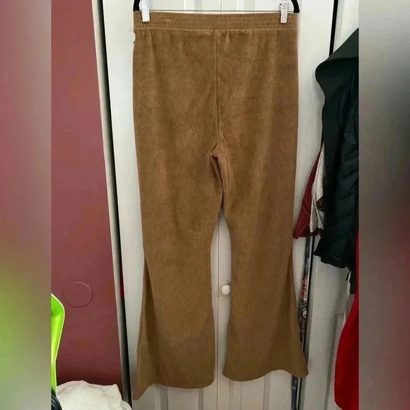 Aerie Groove On Ribbed Flare - Picture 7 of 8